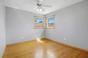 9607 S Sacramento Ave, Evergreen Park, IL 60805 - Photo 17