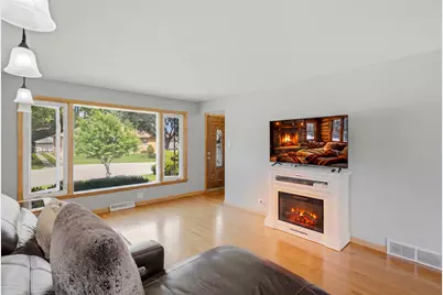 9607 S Sacramento Avenue, Evergreen Park, IL 60805 - Photo 7