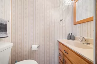 908 S Briggs St, Joliet, IL 60433 - Photo 15