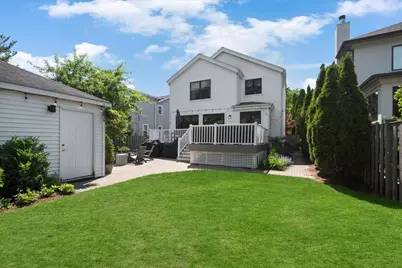 2433 Hastings Avenue, Evanston, IL 60201 - Photo 29