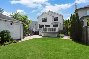 2433 Hastings Ave, Evanston, IL 60201 - Photo 29