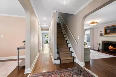 2433 Hastings Avenue, Evanston, IL 60201 - Photo 3