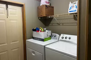 510 N Vermillion St, Paxton, IL 60957 - Photo 13