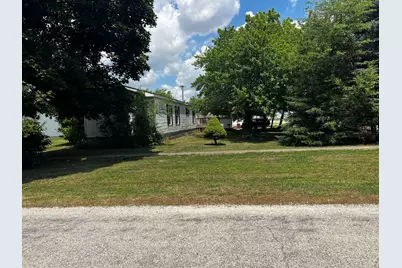 510 N Vermillion Street, Paxton, IL 60957 - Photo 1