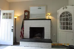 324 W Sumner St, Streator, IL 61364 - Photo 3