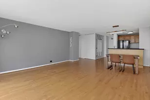 901 S Plymouth Ct, Chicago, IL 60605 - Photo 5