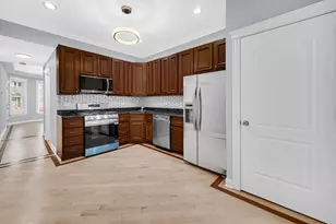 2951 N Allen St, Chicago, IL 60618 - Photo 13