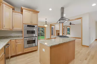 1825 S Fairview Avenue, Park Ridge, IL 60068 - Photo 9