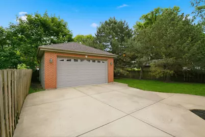 1825 S Fairview Avenue, Park Ridge, IL 60068 - Photo 37