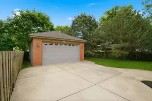 1825 S Fairview Ave, Park Ridge, IL 60068 - Photo 37