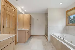 1825 S Fairview Ave, Park Ridge, IL 60068 - Photo 23