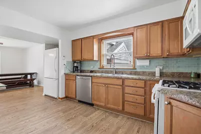 116 W Park Drive, Lombard, IL 60148 - Photo 5
