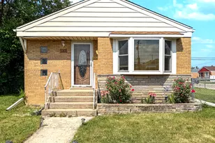 8128 S Komensky Ave, Chicago, IL 60652 - Photo 1