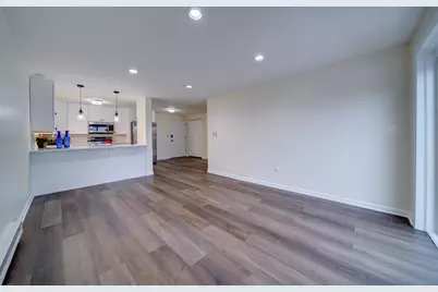 2333 N Neva Avenue #204C, Chicago, IL 60707 - Photo 7