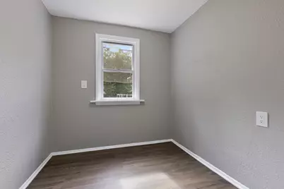 1322 Garrison Avenue, Rockford, IL 61103 - Photo 7