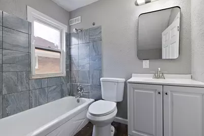 1322 Garrison Avenue, Rockford, IL 61103 - Photo 11