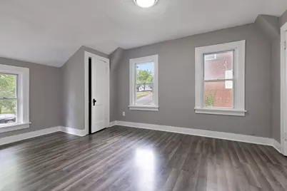 1322 Garrison Avenue, Rockford, IL 61103 - Photo 9