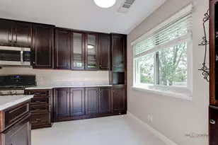 585 Williamsburg Ct, Wheeling, IL 60090 - Photo 15