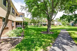 585 Williamsburg Ct, Wheeling, IL 60090 - Photo 29