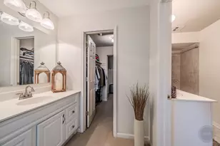 52 Redstart Rd, Naperville, IL 60565 - Photo 15