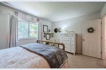 52 Redstart Road, Naperville, IL 60565 - Photo 17