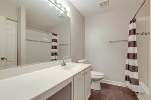 3124 Falling Waters Ln, Lindenhurst, IL 60046 - Photo 19