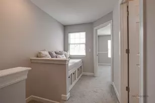 3124 Falling Waters Ln, Lindenhurst, IL 60046 - Photo 25