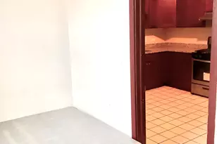 937 W 33rd Pl, Chicago, IL 60608 - Photo 5