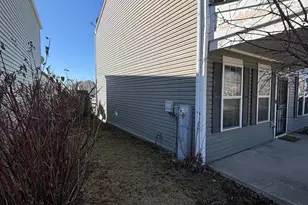 435 Victory Dr, Park Forest, IL 60466 - Photo 15