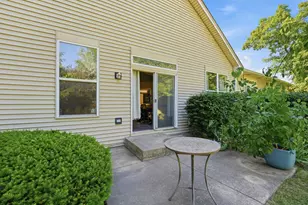 690 Littleton Trail, Elgin, IL 60120 - Photo 41