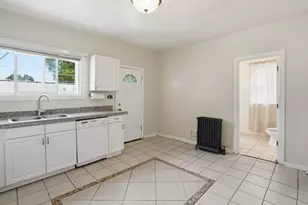 516 Garnsey Ave, Joliet, IL 60432 - Photo 9