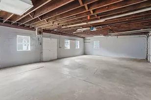 516 Garnsey Ave, Joliet, IL 60432 - Photo 29