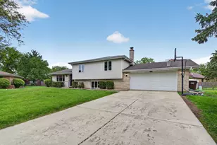 10818 Bryant Rd, Mokena, IL 60448 - Photo 3