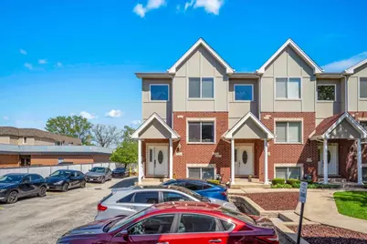 7222 W 83rd Street, Bridgeview, IL 60455 - Photo 1