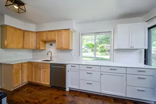 1696 Darwin Ct, Wheaton, IL 60189 - Photo 11