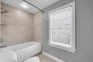 141 Walnut St, Libertyville, IL 60048 - Photo 33
