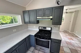 42145 N Kenosha Rd, Zion, IL 60099 - Photo 13