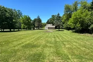 42145 N Kenosha Rd, Zion, IL 60099 - Photo 7