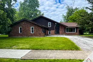 1712 Tina Ln, Flossmoor, IL 60422 - Photo 1