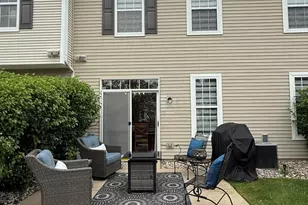 25061 Clare Cir, Manhattan, IL 60442 - Photo 19