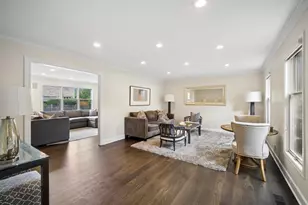 4220 Terri-Lyn Ln, Northbrook, IL 60062 - Photo 3