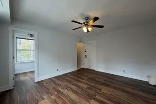 3727 N Pine Grove Ave, Chicago, IL 60613 - Photo 3