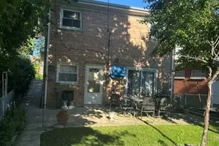 6034 N Bernard St, Chicago, IL 60659 - Photo 19