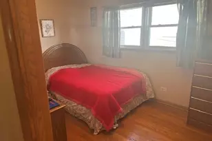 6034 N Bernard St, Chicago, IL 60659 - Photo 9