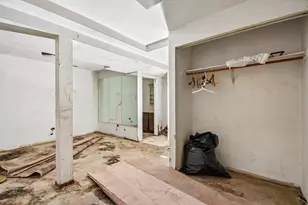 1047 W Leland Ave, Chicago, IL 60640 - Photo 23