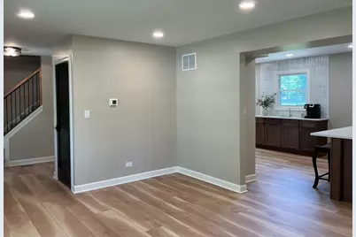 2229 Woodland Circle, Naperville, IL 60565 - Photo 5