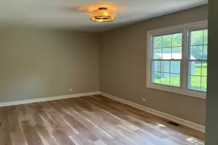 2229 Woodland Cir, Naperville, IL 60565 - Photo 9