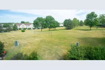 2231 Flagstone Lane, Carpentersville, IL 60110 - Photo 23