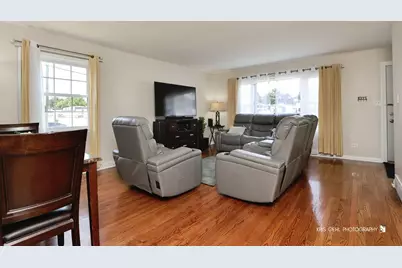 9550 Potter Road, Des Plaines, IL 60016 - Photo 5