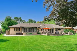16 S Wildwood Dr, Prospect Heights, IL 60070 - Photo 43